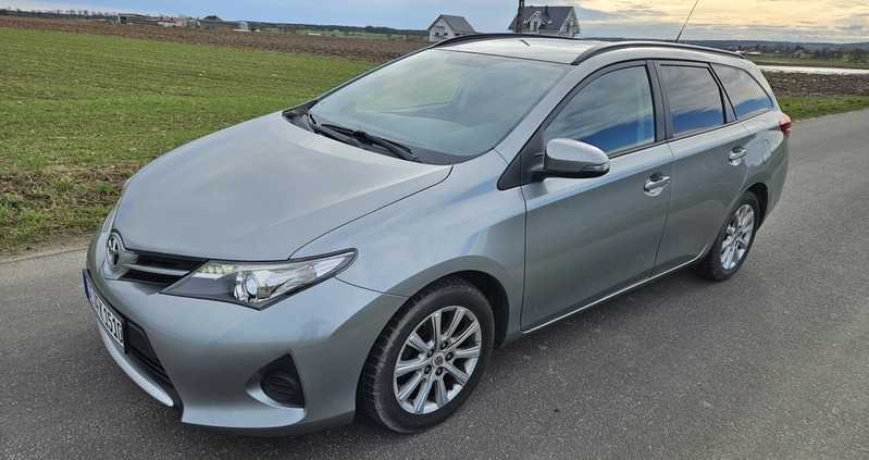 Toyota Auris cena 37900 przebieg: 99000, rok produkcji 2014 z Żnin małe 22